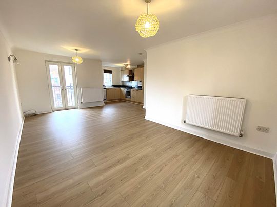 Romney Point, Repton Park - Photo 1