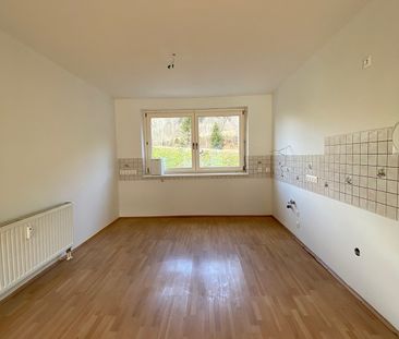 Helle 2-Zimmer-Wohnung im Obergeschoss mit Balkon - Photo 2