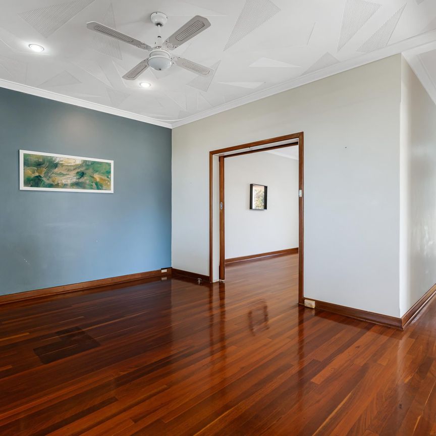 146A Leach Hwy (TOP FLOOR) - Photo 1