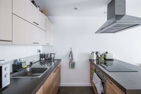 1 bedroom flat to rent - Photo 3