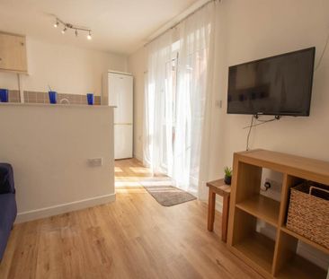 1 bedroom house to rent - Photo 3