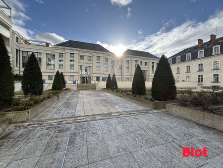 Location Appartement 4 pièces 98m² RENNES 35000 - Photo 5