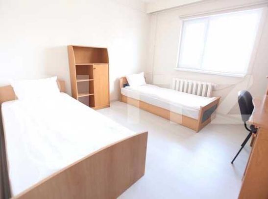 Apartament 3 camere, 80 mp,decomandat, aer conditionat, zona Farmec - Photo 1