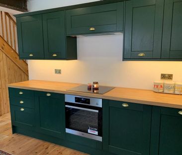 3 bedroom semi-detached house to rent - Photo 6