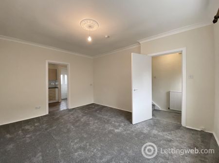 2 Bedroom Terraced to Rent - Photo 3