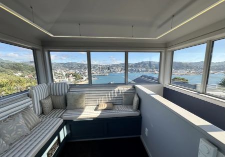 Exceptional Living With Views - Photo 2