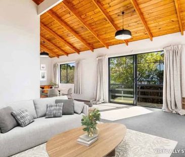 Welcome to your forever home! - Photo 2