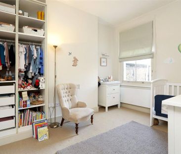 4 bedroom terraced house to rent - Photo 2