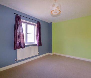 3 bedroom end of terrace house to rent - Photo 6