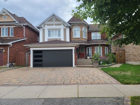 For Lease - 32 Dennis Drive, Ajax, Ontario - Photo 2