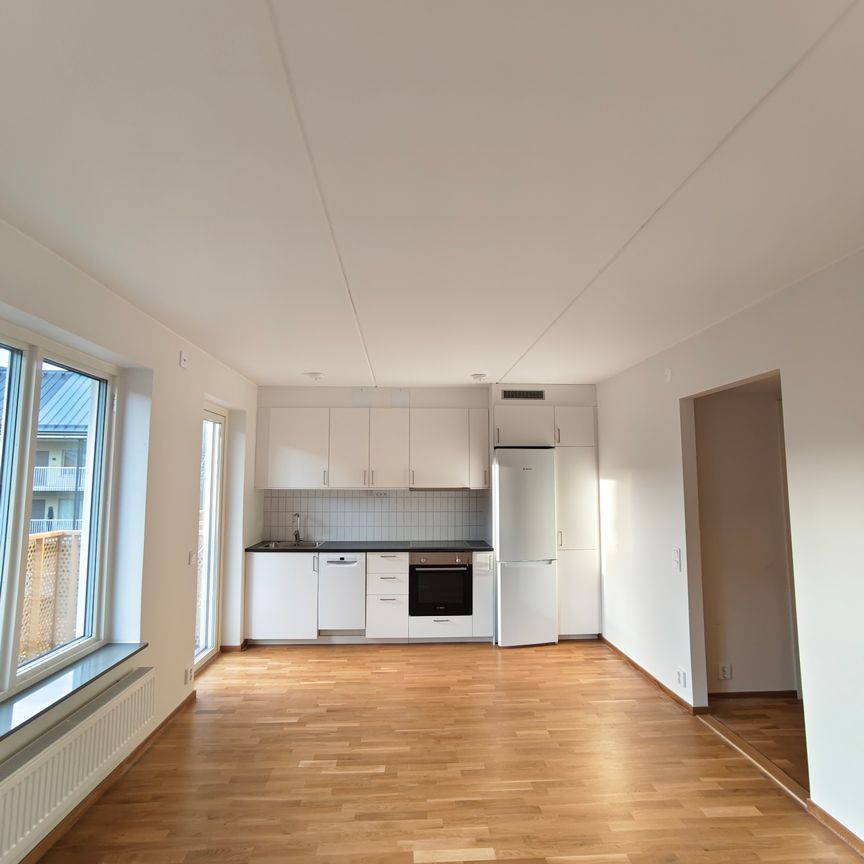 Stadsängsgatan, Sigtuna - Photo 1