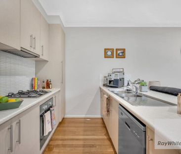 Low Maintenance Living! - Photo 3