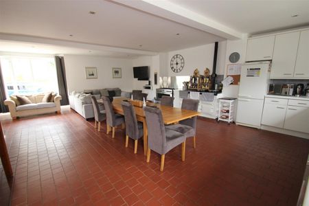 Sutton Road, Langley, Maidstone - Photo 5