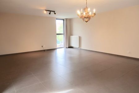 Appartement met 2 slaapkamers en carport! - Foto 2