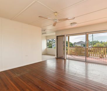126 Twelfth Avenue, Railway Estate, Qld 4810 - Photo 2