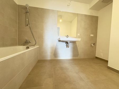 Erstbezug!- 4-Zimmer-Wohnung mit Südbalkon - Photo 3