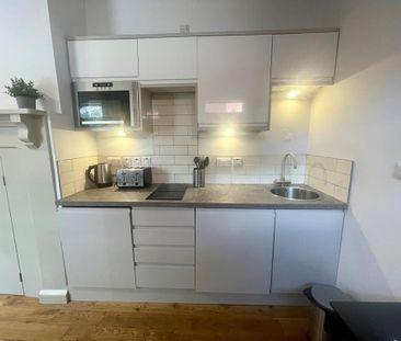 Studio to rent - Photo 3