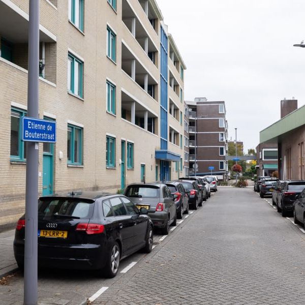 Etienne de Bouterstraat 24, Het Lage Land, 3067AG, Rotterdam - Photo 1