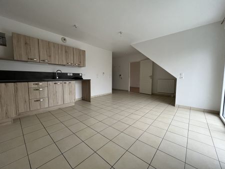 Location Appartement 2 pièces 46m² HONFLEUR 14600 - Photo 2