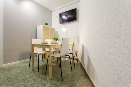 Cozy room in Camins al Grau - Photo 2