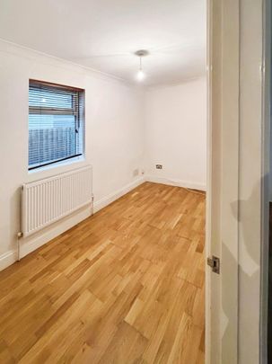 4 bedroom semi-detached house to rent - Photo 1