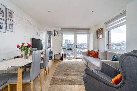 2 bedroom apartment to rent - Photo 4