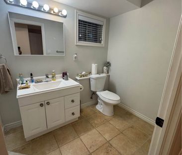 For Lease - 207 Shaftsbury Avenue Unit# basment, Richmond Hill, Ont... - Photo 3