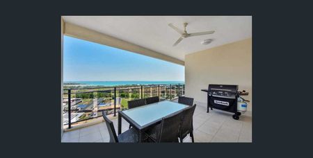 STYLISH FURNISHED APARTMENT WITH WATER VIEWS - Photo 5