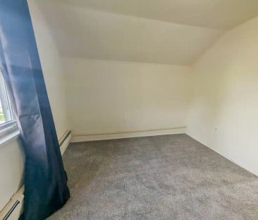 42 Leeper Street - 2 — 1 Bedroom - Photo 4