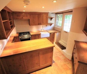 2 bedroom terraced house to rent - Photo 4