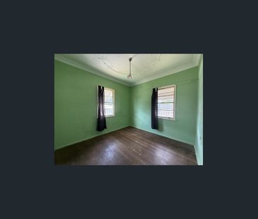 315 Chatsworth Rd, Coorparoo, Qld 4151 - Photo 4