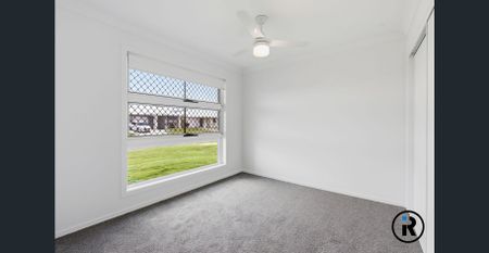 Brand-New Family Home in Flagstone - Photo 2