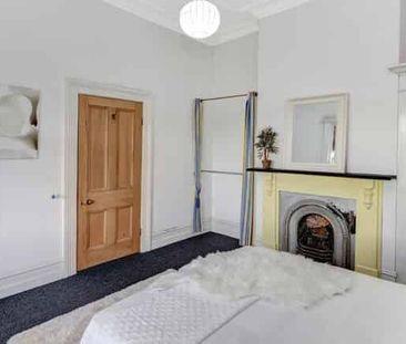 Caversham Beauty - Photo 2