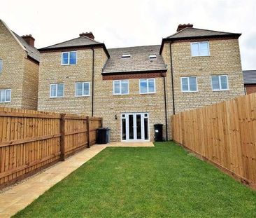 Langton Walk, Stamford, PE9 - Photo 4
