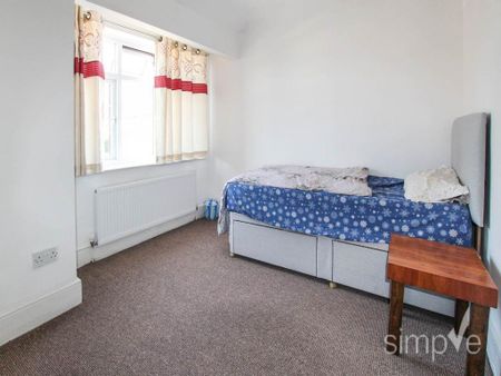 House share to rent - Photo 4