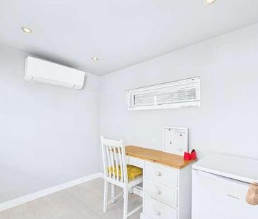 Findon, Worthing, BN14 - Photo 5