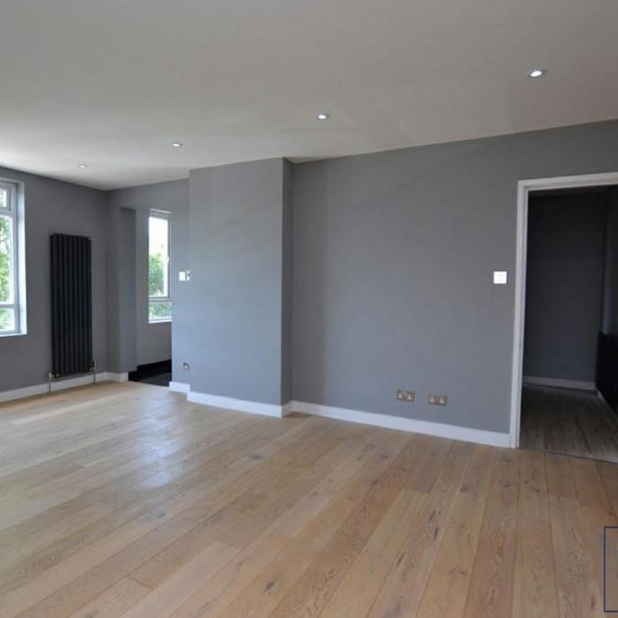 3 bedroom flat to rent - Photo 1