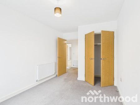 2 bedroom flat to rent - Photo 5