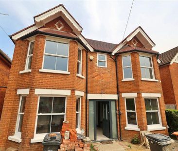 4 bedroom detached house to rent - Photo 1