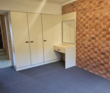 Close to Shops - Photo 6