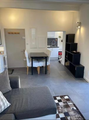 Location Appartement 2 pièces 33m² ST MAXIMIN LA STE BAUME 83470 - Photo 1