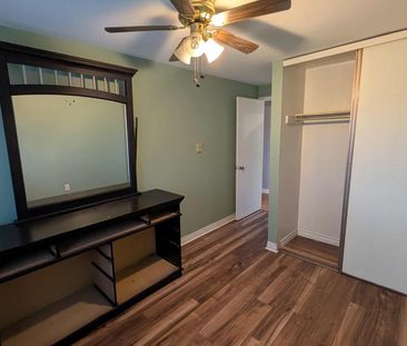 For Lease - 350 Camelot Court Unit# 33, Oshawa, Ontario - Photo 5