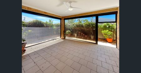 Beautifully Presented Family Home in a Peaceful Location - Photo 3