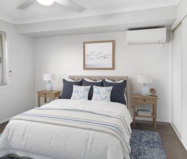 Comfortable & Spacious 4 Bedroom Home - Photo 5