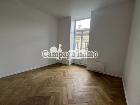 Appartement - T3 - Centre ville - TARARE, - Photo 5