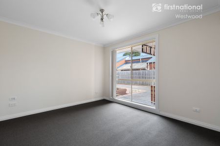 Cute And Cosy! - Photo 2