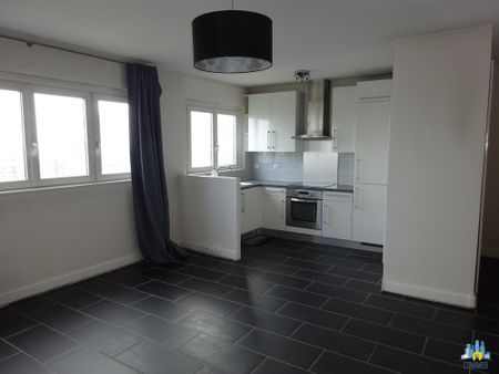 Location Appartement 2 pièces 41m² COURBEVOIE 92400 - Photo 5