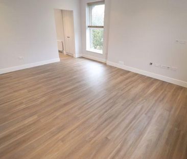 2 bedroom maisonette to rent - Photo 4