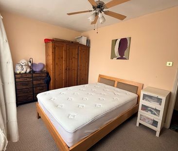 2 Bed Flat, Longbridge Road, IG11 - Photo 3