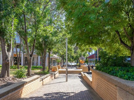 A place to netflix and chill - Photo 3